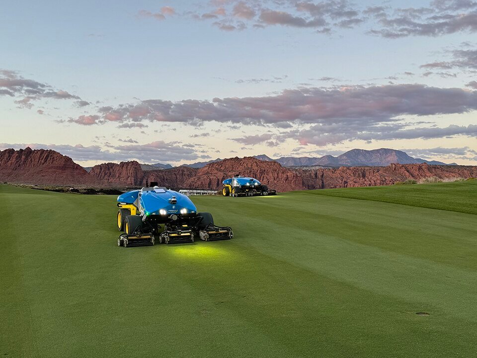 Commercial grounds maintenance